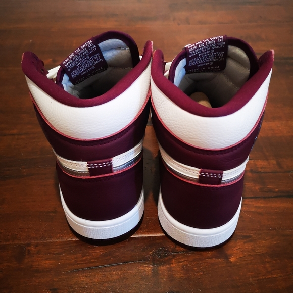 Jordan 1 Bordeaux 7M/8.5W - Picture 4 of 4